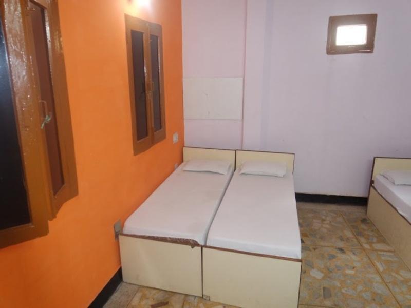 Super Hotel O Hare Rama Guest House New Delhi Bagian luar foto
